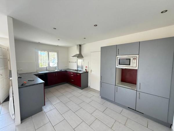 Maison de  plain pied 3 chambres avec 475 M2 de terrain
