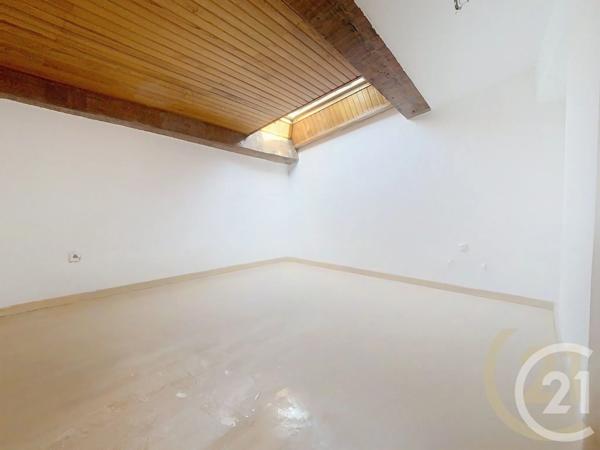 Immeuble à vendre  181,37 m 2   PERPIGNAN  - 66