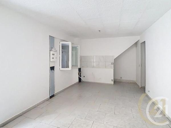 Immeuble à vendre  181,37 m 2   PERPIGNAN  - 66