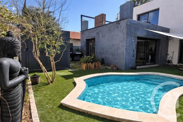 Maison à vendre  6 pièces - 188 m 2   GIGNAC  - 34