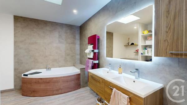 Maison à vendre  6 pièces - 188 m 2   GIGNAC  - 34