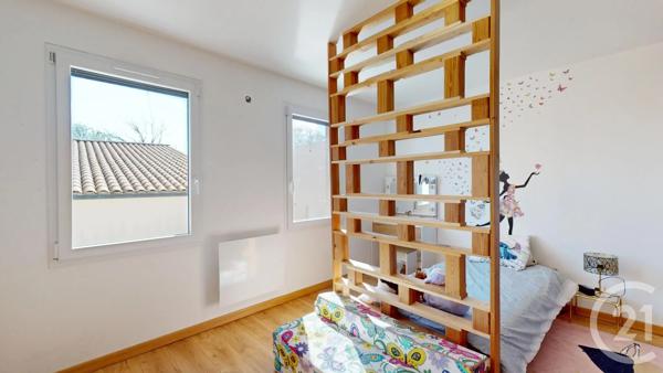 Maison à vendre  6 pièces - 188 m 2   GIGNAC  - 34