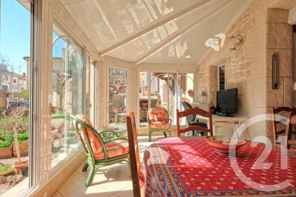 Maison à vendre  6 pièces - 188 m 2   GIGNAC  - 34