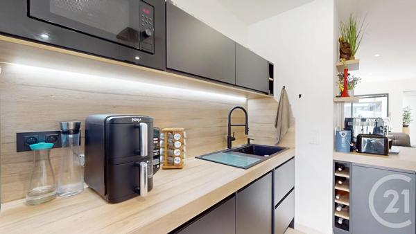 Maison à vendre  6 pièces - 188 m 2   GIGNAC  - 34