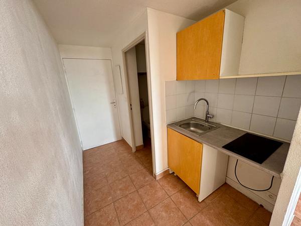 Appartement Nimes 1 pièce(s) 22.62 m2