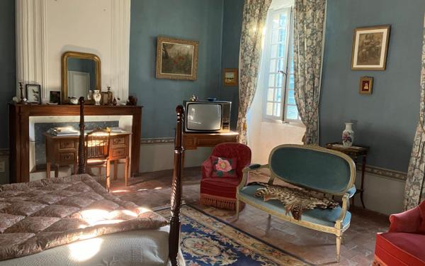 Maison à vendre    8 pièces • 315 m2 Buis-les-Baronnies