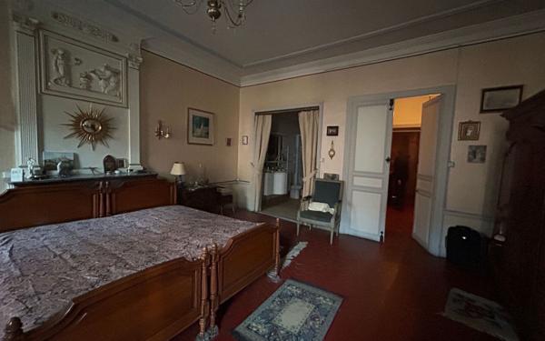 Maison à vendre    8 pièces • 315 m2 Buis-les-Baronnies