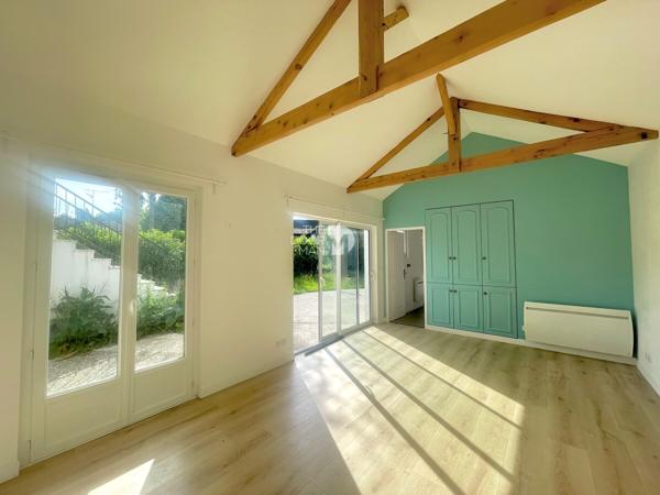 Maison - Vendu - 241 m² - BALLAN-MIRE | The Door Man