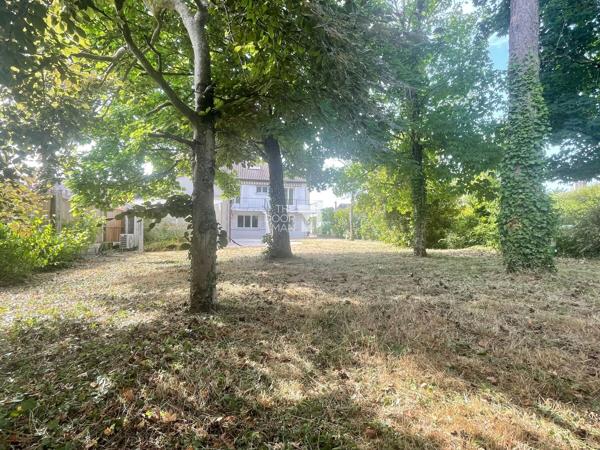 Maison - Vendu - 241 m² - BALLAN-MIRE | The Door Man