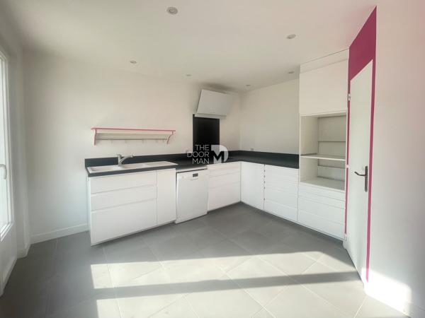 Maison - Vendu - 241 m² - BALLAN-MIRE | The Door Man