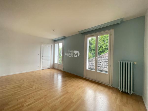 Maison - Vendu - 241 m² - BALLAN-MIRE | The Door Man