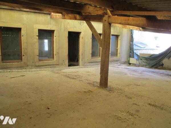 APPARTEMENT CENTRE-VILLE CARHAIX