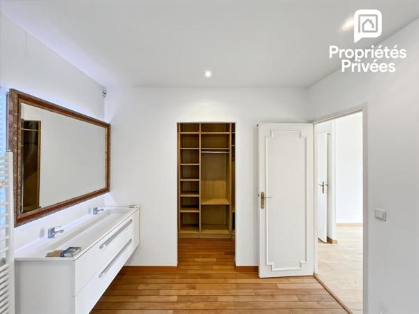 EXCLUSIVITÉ - Maison 155 m² - Véranda 27 m² - Piscine et Garage Indépendant 70 m² - Annexe 12 m² Fort Potentiel