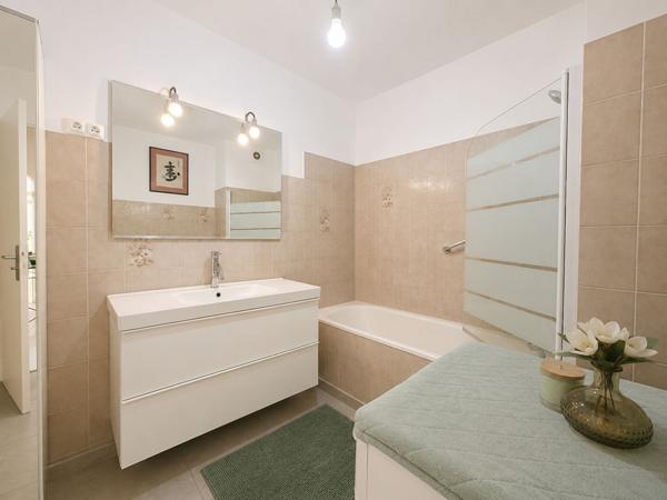 Appartement La Garde 2 pièce(s) 60.14 m2