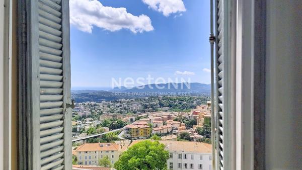 Appartement d'exception de 95 m² en dernier étage avec vue sur mer à Grasse
