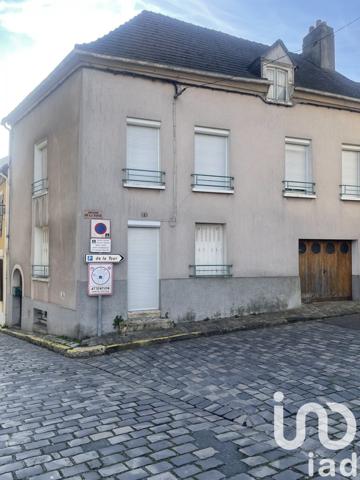 Maison de ville 8 pièces de 155 m² à Gallardon (28320)