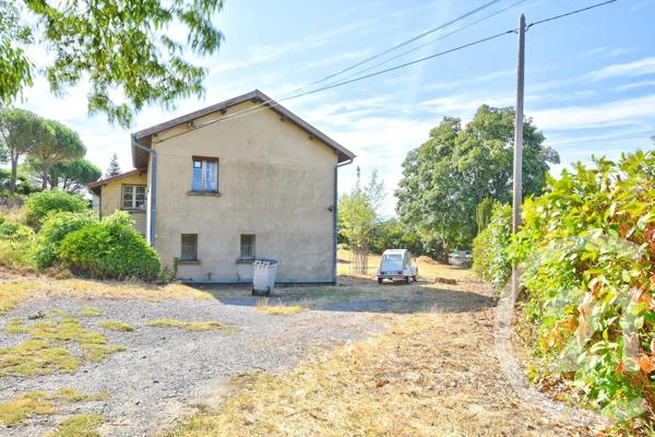Maison à vendre  6 pièces - 162,97 m 2   GENISSIEUX  - 26