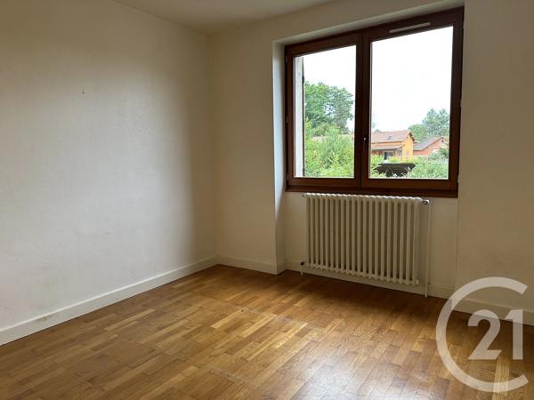Maison à vendre  6 pièces - 121 m 2   ST DENIS DE CABANNE  - 42
