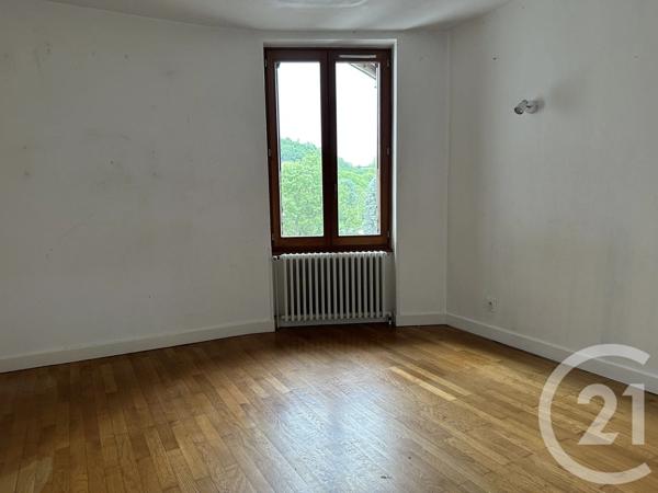 Maison à vendre  6 pièces - 121 m 2   ST DENIS DE CABANNE  - 42