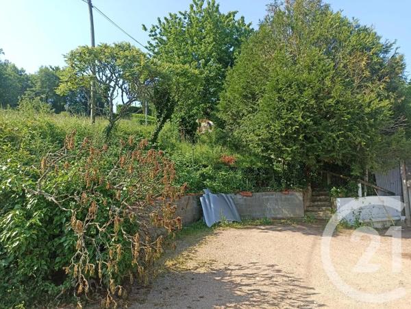 Maison à vendre  6 pièces - 121 m 2   ST DENIS DE CABANNE  - 42