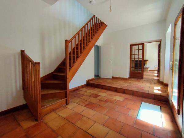 PROPRIETE : MAISON EN PIERRE 150 m²  + ECHOPPE 120 m² + HANGAR 250 m² - TERRAIN 1 HECTARE