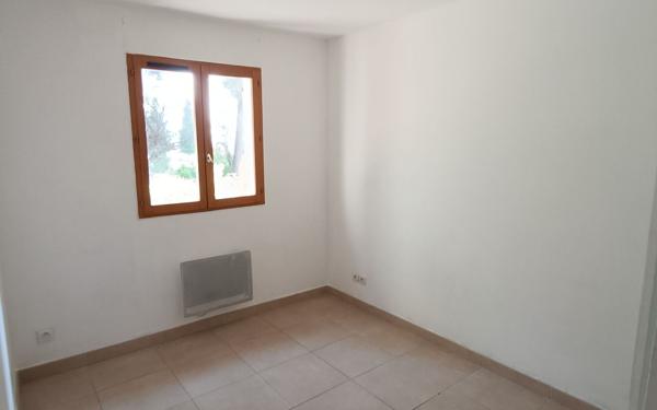 Appartement à louer    3 pièces •  Ollioules