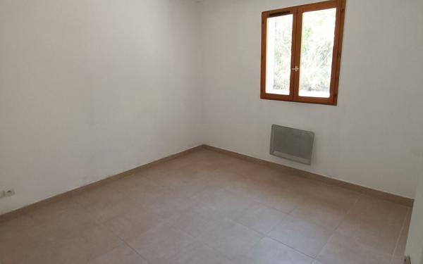 Appartement à louer    3 pièces •  Ollioules