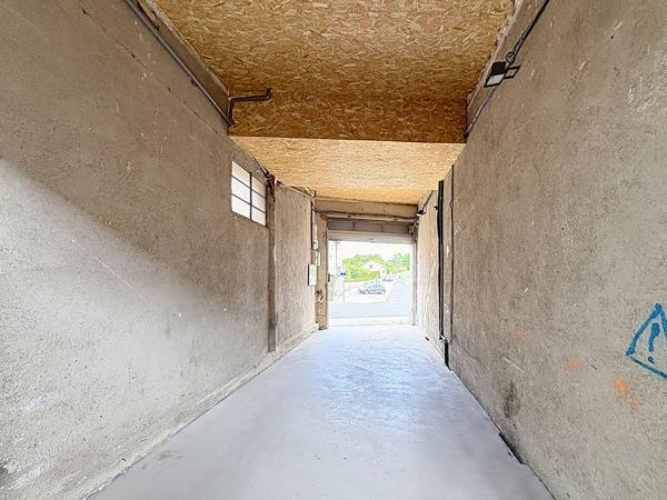 Bureau et entrepôt  à louer dans le centre  ville Yssingeaux