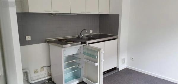Location - Appartement Cambrai 59400 1 pièce 33 m 2