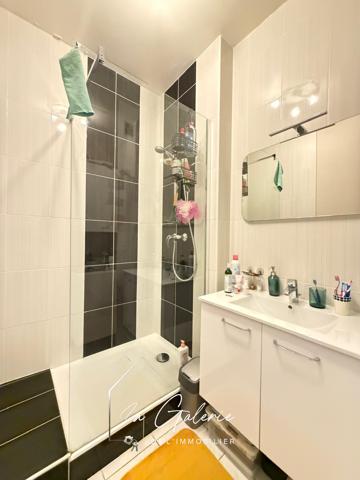 BEL APPARTEMENT A VENDRE AVEC TERRASSE AU TOUVET