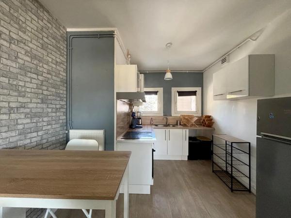 Appartement à louer 3 pièces 51.49m²