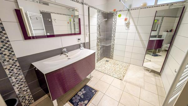 Sablé-sur-Sarthe (72300) GRANDE MAISON FAMILIALE - PROCHE GARE