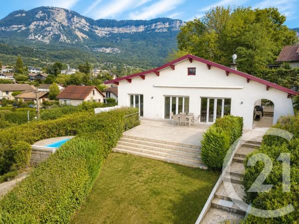 Maison à vendre  4 pièces - 172 m 2   MOUXY  - 73