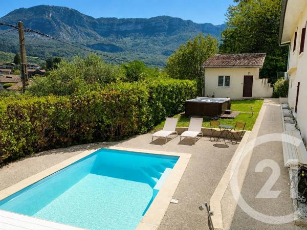 Maison à vendre  4 pièces - 172 m 2   MOUXY  - 73