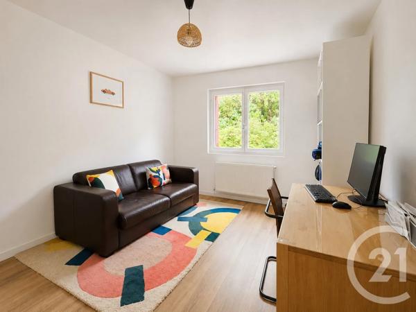 Maison à vendre  4 pièces - 172 m 2   MOUXY  - 73