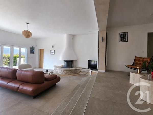 Maison à vendre  4 pièces - 172 m 2   MOUXY  - 73