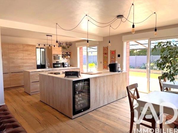 Maison à vendre 6 pièces 156 m² Isigny-le-Buat