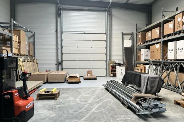 Vente - LOCAL D'ACTIVITE 1750 m 2