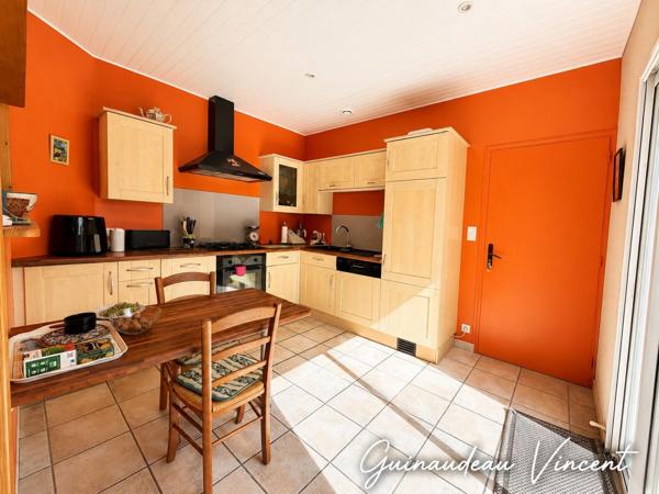 Maison à SAINT-ANDRE-DE-LA-MARCHE, 49450 - 4 pièces 100m²