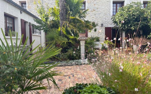 Maison à vendre    7 pièces •  Saint-Pierre-d'Oléron