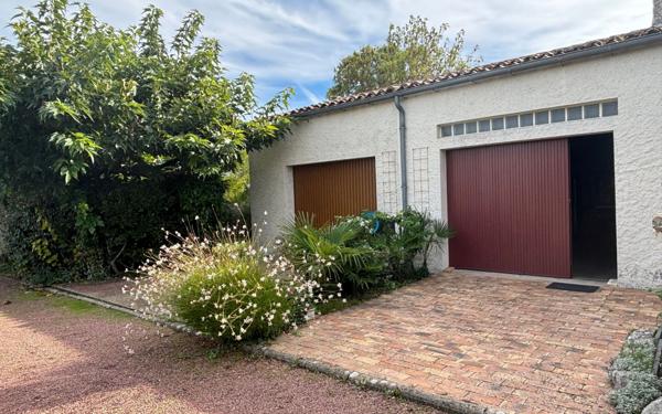 Maison à vendre    7 pièces •  Saint-Pierre-d'Oléron