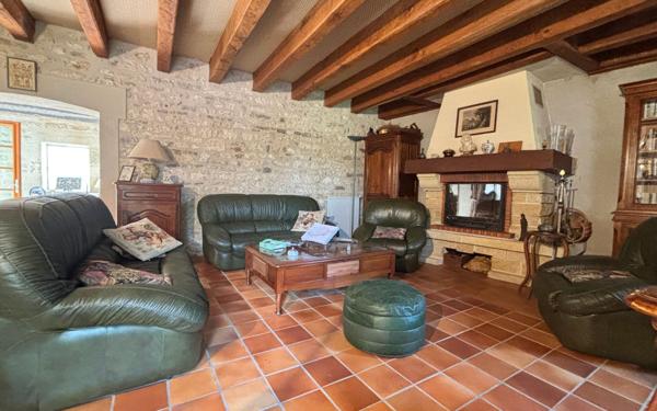 Maison à vendre    7 pièces •  Saint-Pierre-d'Oléron