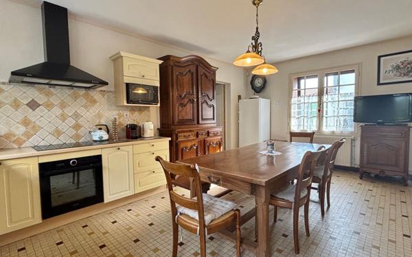 Maison à vendre    7 pièces •  Saint-Pierre-d'Oléron