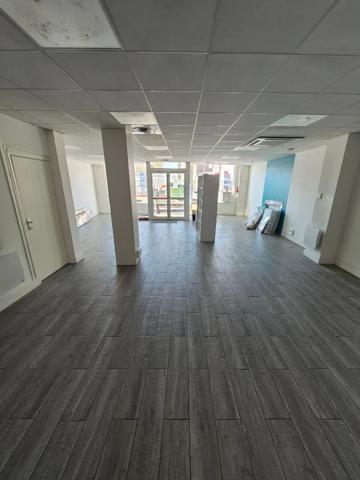 Local commercial à vendre 200m² Anzin (59410)