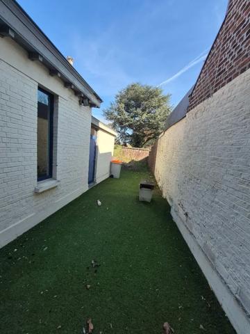 Local commercial à vendre 200m² Anzin (59410)
