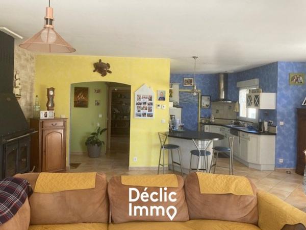 Vente maison contemporaine Saujon, 134m² 5 pièces 495 900€ avec piscine