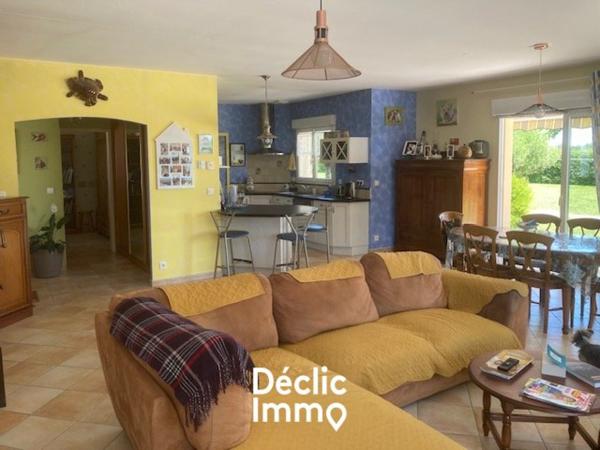 Vente maison contemporaine Saujon, 134m² 5 pièces 495 900€ avec piscine