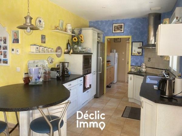 Vente maison contemporaine Saujon, 134m² 5 pièces 495 900€ avec piscine