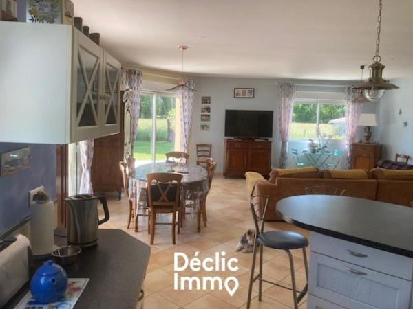 Vente maison contemporaine Saujon, 134m² 5 pièces 495 900€ avec piscine