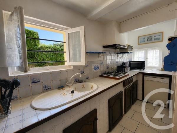 Appartement à vendre  2 pièces - 34,40 m 2   SIX FOURS LES PLAGES  - 83
